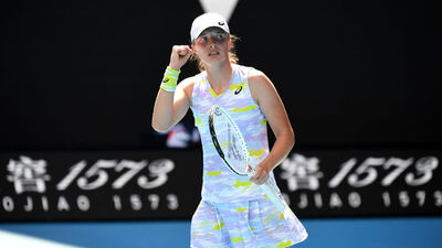 Swiatek ve Collins yarı finalde