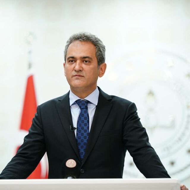 Bakan Özer'den yüz yüze eğitim açıklaması