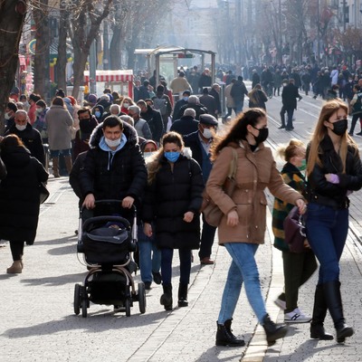 Bilim Kurulu Üyesi Şener'den 'Film başa saracak' uyarısı!