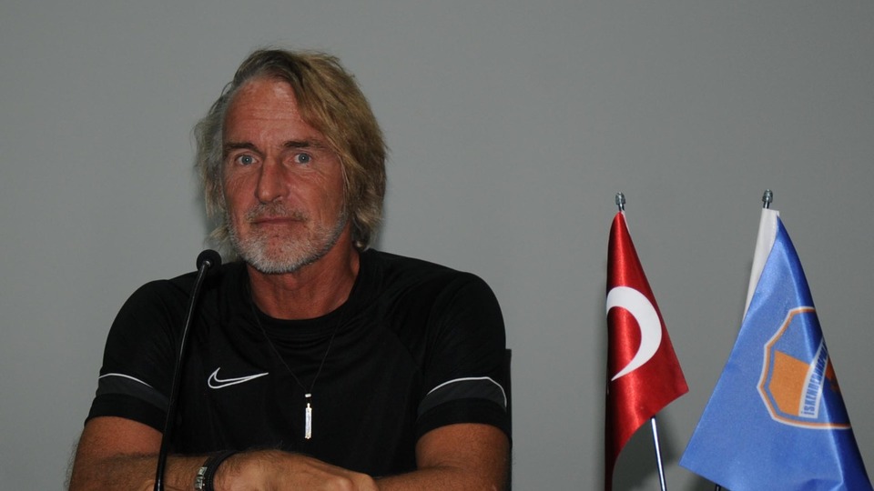Riekerink şampiyonluk hedefine koşuyor