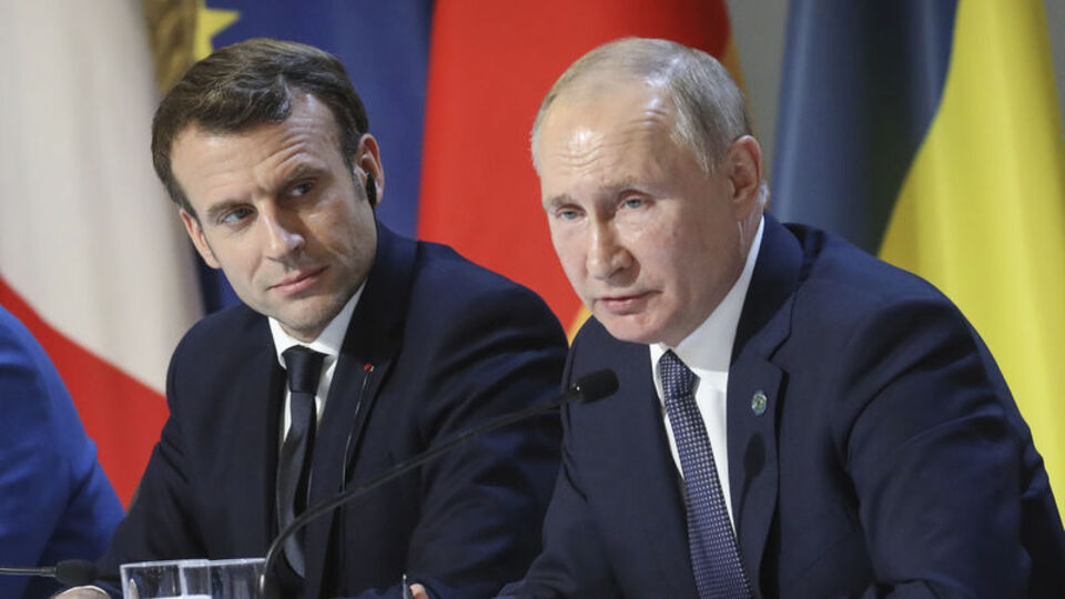 Macron, Putin ile görüştü