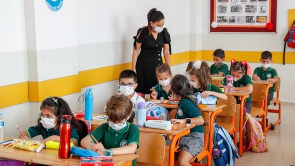 Öğretmen maaşları ne kadar?