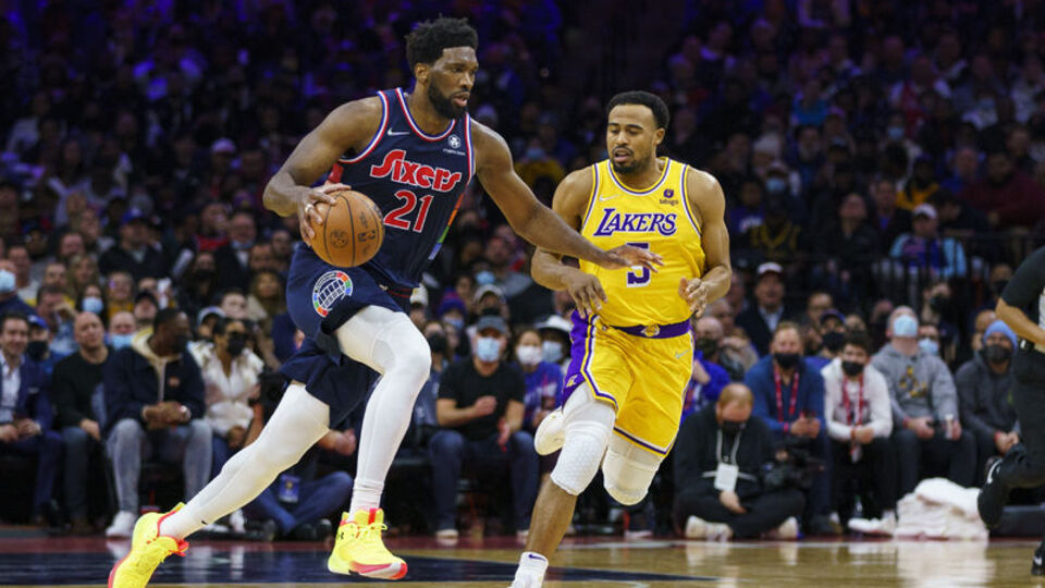 76ers, Lakers'ı rahat geçti!