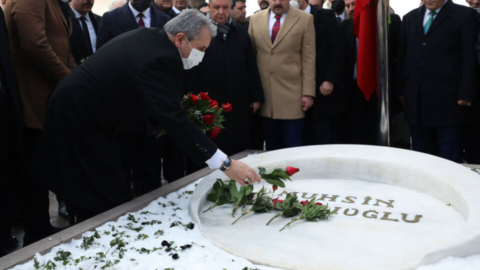 Destici'den Yazıcıoğlu'nun kabrine ziyaret