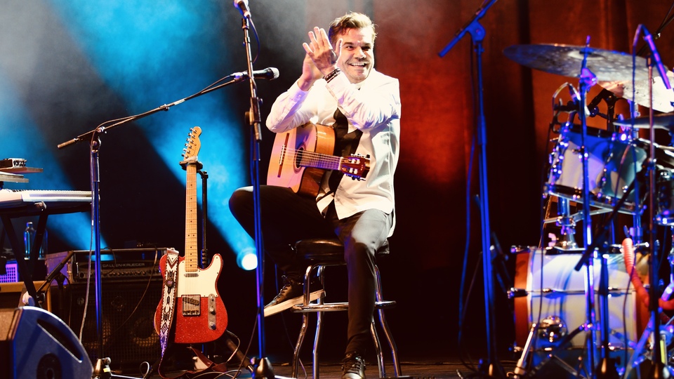 Kenan Doğulu ve Lahza İş Sanat'ta buluştu