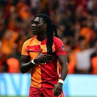 Gomis yeniden Aslan!