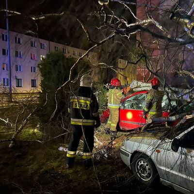 Polonya'yı fırtına vurdu!