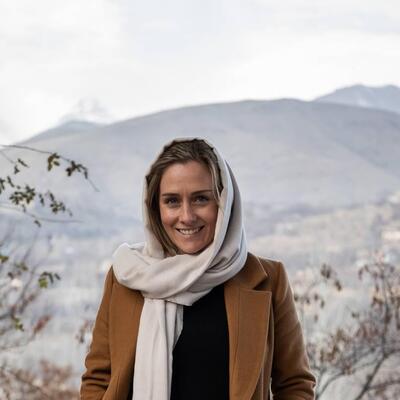 Yeni Zelanda'ya dönemeyen hamile gazeteci Taliban'a sığındı