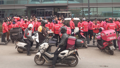 Yemek Sepeti kuryeleri eylemde