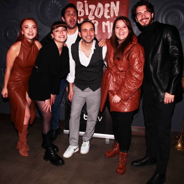 Ünlü isimleri buluşturan gala!