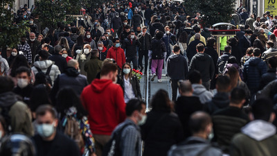 Tehdit büyük! Bilim Kurulu üyesi Akın: Ölüm sayıları artıyor