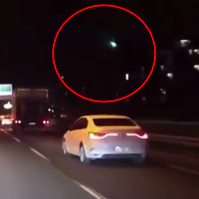 İstanbul semalarında çarpıcı görüntü