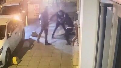 İstanbul'da yaşandı! Cinayet anı kamerada!