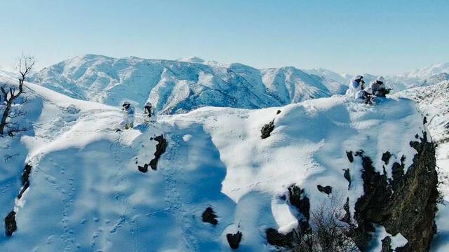 Hakkari'de Eren Kış-18 operasyonu başlatıldı