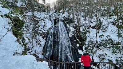 Şelale ve göller kar yağışıyla daha da güzel