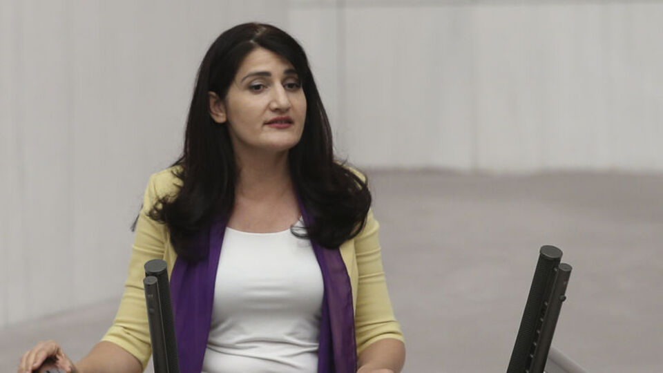 Komisyon'dan HDP'li Semra Güzel kararı