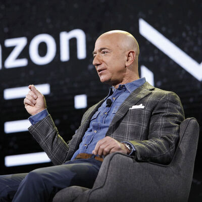 Jeff Bezos'un yatı için tarihi köprü sökülecek