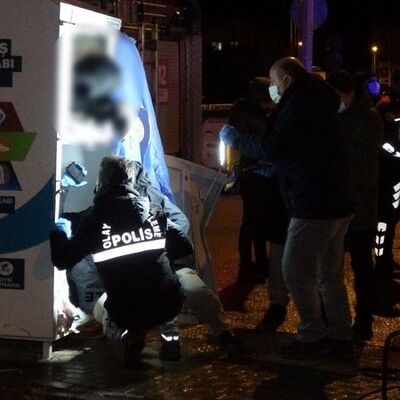 Giysi kumbarasında akılalmaz ölüm!