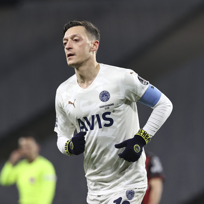 Mesut'a sürpriz talip!