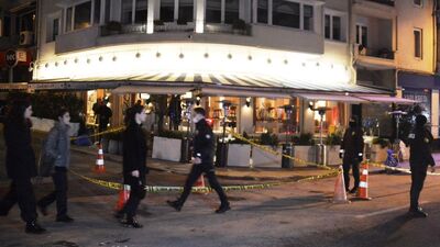 Ünlü kafeye silahlı saldırı! Teoman da oradaydı