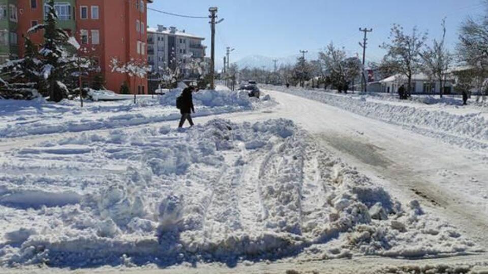 Isparta'da uzaktan eğitime ara verildi