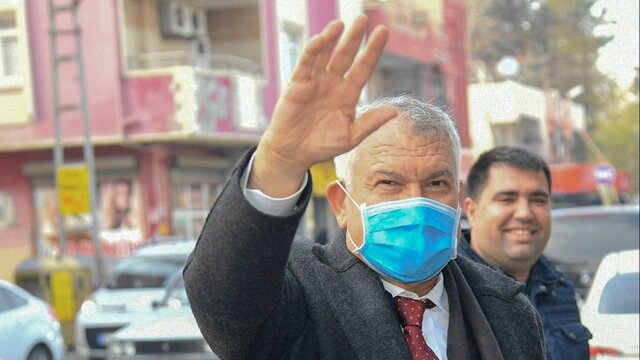 Zeydan Karalar koronavirüse yakalandı