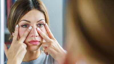 Kırışıklık ve yaşlanmaya karşı yüz yogası