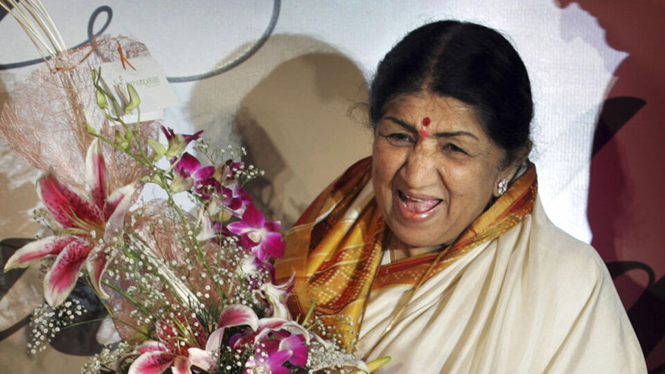 "Hindistan'ın bülbülü" hayatını kaybetti