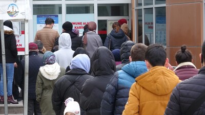 O kentte uzun test kuyrukları oluştu