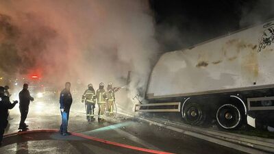 Korkunç son! Sıkışıp, alevlerin arasında kaldılar