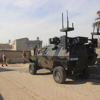 Miras katliamı! Kız kardeşi ile eniştesini öldürdü