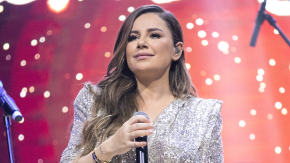 Merve'nin arabesk korosu!