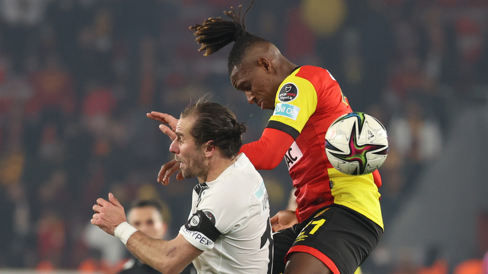 Göztepe'de havayı derbi bozdu