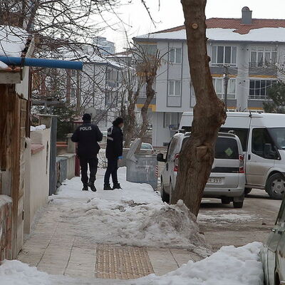 Eski eşi tetiğe bastı! Mucize oldu!