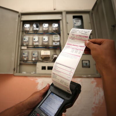 Ünlü isimler ve siyasetçilerden fatura tepkisi