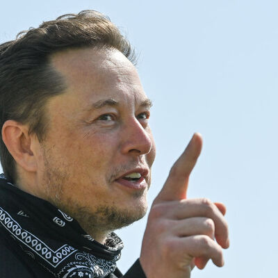 Elon Musk'ın Twitter paylaşımları başına dert açtı