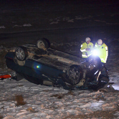 Konya'da otomobil takla attı: Ölü ve yaralılar var