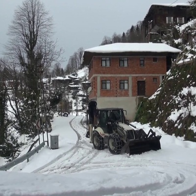 Operatörler hastalanınca belediye başkanı yolları açtı!