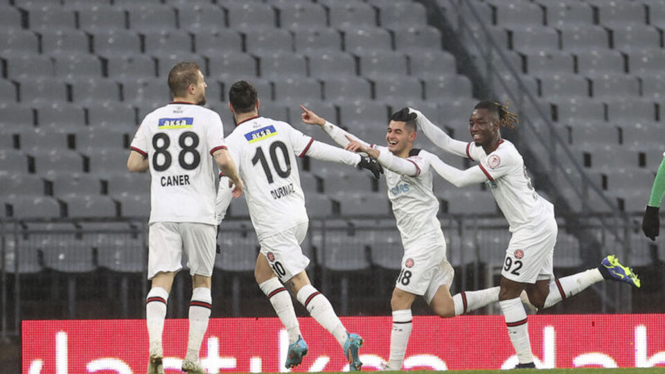 Çılgın maçı Fatih Karagümrük kazandı!