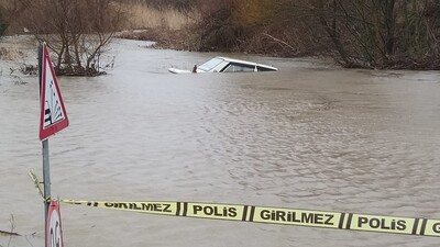 Tekirdağ'da sağanak kâbusu! Sel sularına kapıldı