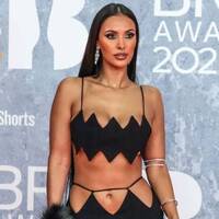 Beklenen geceden böyle geçtiler... Siyah halı!