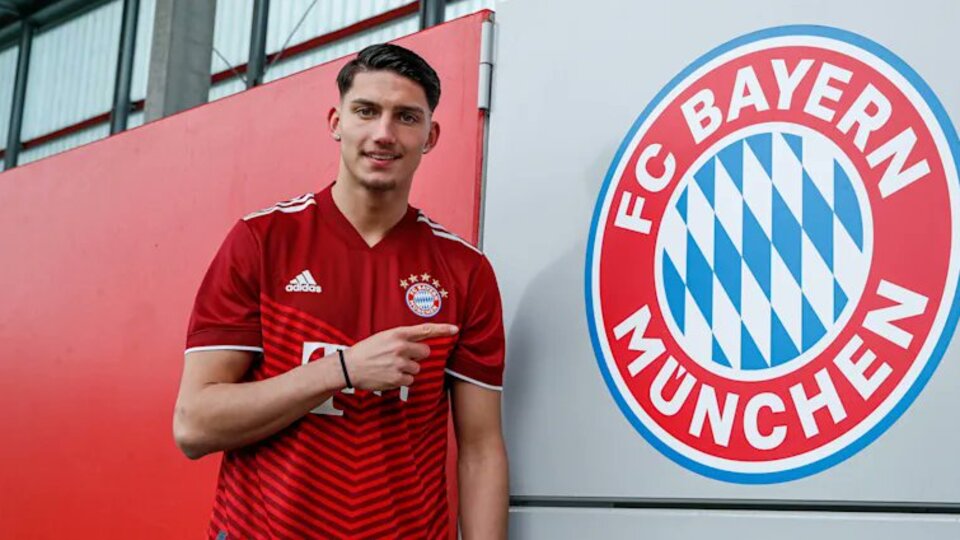 Bayern, Yusuf'la sözleşme imzaladı