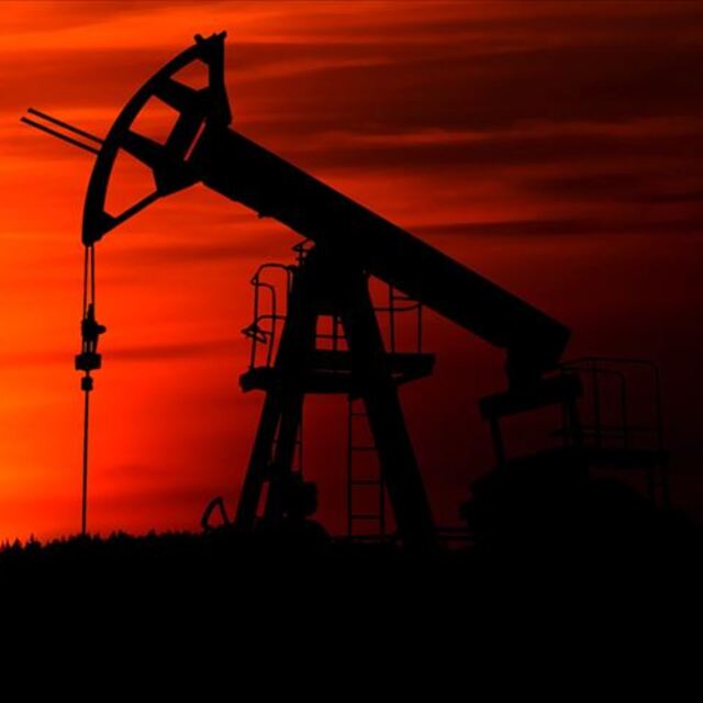 ABD'nin ham petrol stokları azaldı