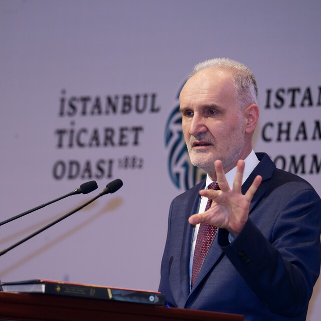 'Ekonomi, yatırımcı dostu bankalar istiyoruz'