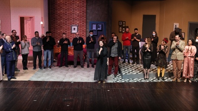 'Yatak Odası Komedisi' sahnelendi