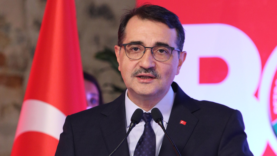 Elektrikte kritik zirve