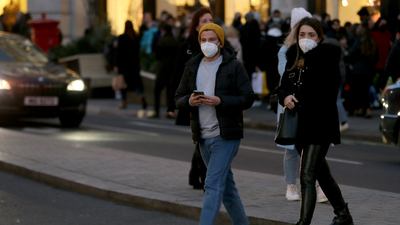 Covid-19 uyarısı: Yeni varyantlar olacak