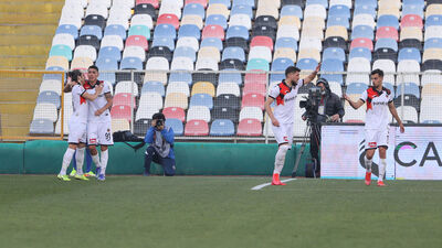 Gençlerbirliği, İzmir'de hayata döndü