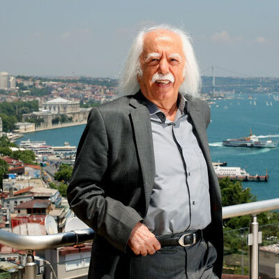 Psikiyatrist Haydar Dümen hayatını kaybetti!