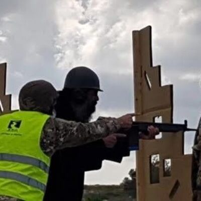 Papazların atış talimi! Kıbrıs'ta provokasyon!